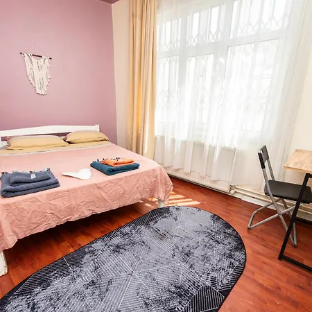 Fully Furnished,4 Bedroom Ventilated In Kadikoy * Istanbul