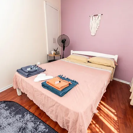 Fully Furnished,4 Bedroom Ventilated In Kadikoy