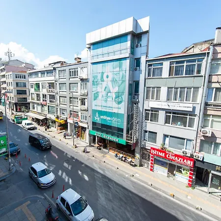 Fully Furnished,4 Bedroom Ventilated In Kadikoy