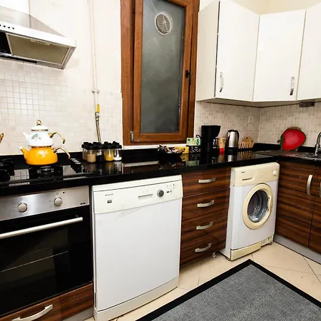 Apartment Fully Furnished,4 Bedroom Ventilated In Kadikoy Istanbul