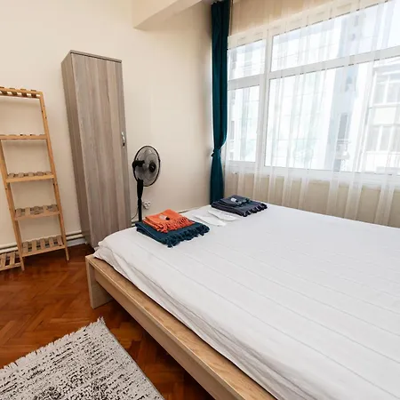 Fully Furnished,4 Bedroom Ventilated In Kadikoy *