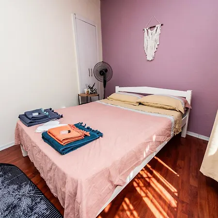 Fully Furnished,4 Bedroom Ventilated In Kadikoy *