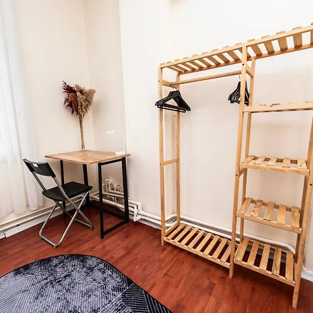 Fully Furnished,4 Bedroom Ventilated In Kadikoy *