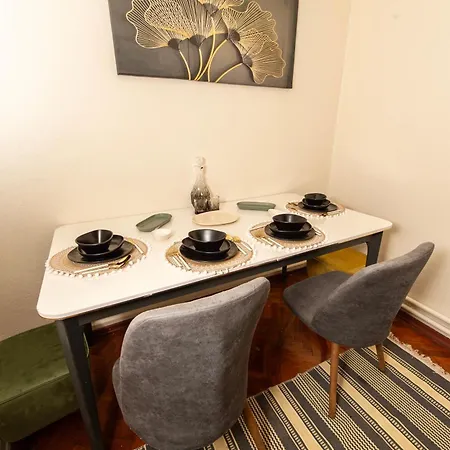 Fully Furnished,4 Bedroom Ventilated In Kadikoy * Istambul